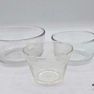 #1931 • (3) Small Glass Pyrex Dishes
