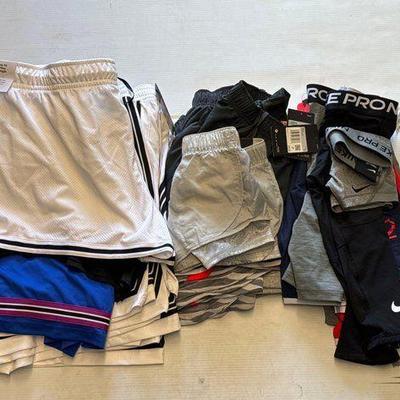 #3408 • NEW!!! (23) Girls, Boys & Men Nike Shorts
