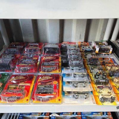 #7020 • (34) Johnny Lightning, Matchbox & M2 Die-Cast Vehicles
