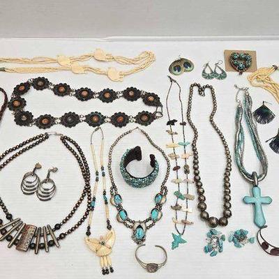 #1026 • Costume Jewlery
