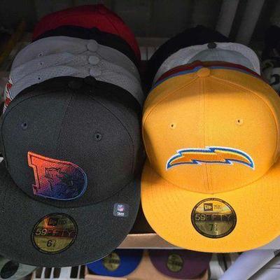 #7104 • NEW!!! (25) NFL Hats
