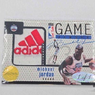 #1802 • Michael Jordan Chicago Bulls Game Jersey Relic Card
