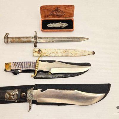 #1928 • Pocket Knife, Bayonet & (2) Knives with Sheaths
