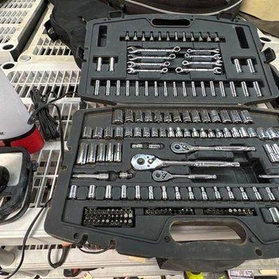 #2510 • Socket Wrench Set and (3) Lamps
