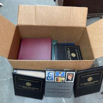 #2682 • Postal Stamp Binders

