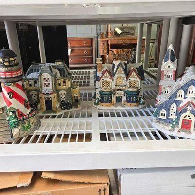 #2412 • (4) Christmas Village Houses
