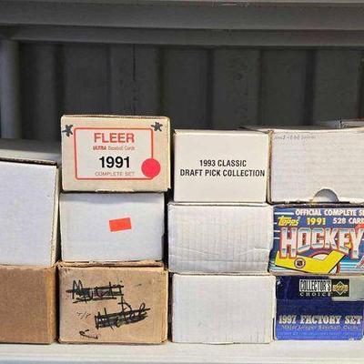 #8016 • Over (600) Baseball, Baksetball & Hockey Trading Cards
