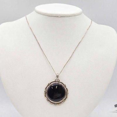 #906 • Sterling Silver Black Onyx Pendant Necklace, 12.68g
