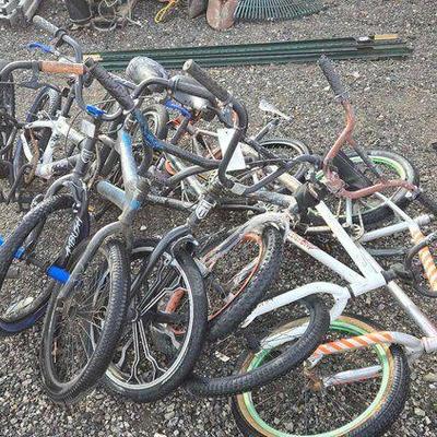 #82004 • (7) Bicycles
