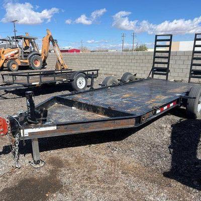 #60 • Flatbed Trailer
