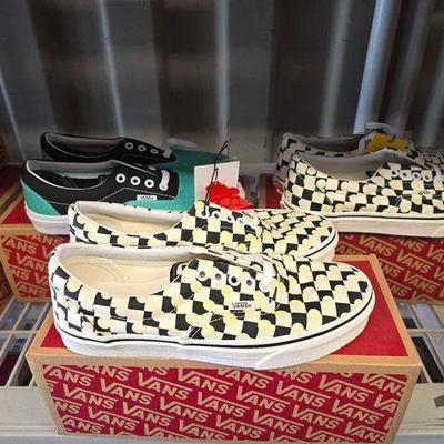#7030 • NEW!!! (3) Pairs of Vans Shoes
