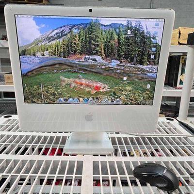 #2411 • iMac Computer with Wireless Logitech Mouse
