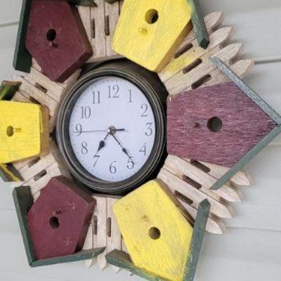 Birdhouse Clock 