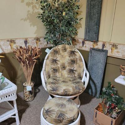 Ratan Chair