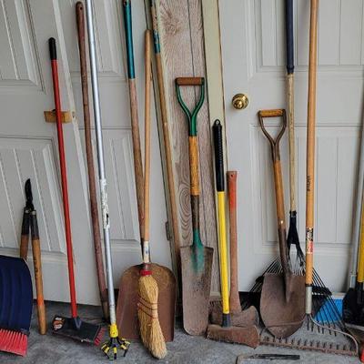 Yard Tools 