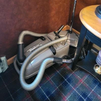Vacuum