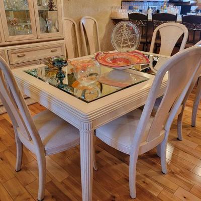 Nice mirror top Dining Table w/ 6 chairs and 1 leaf