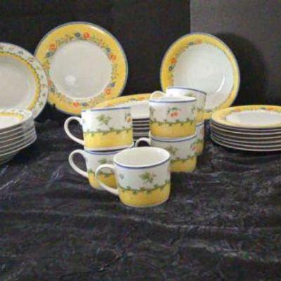 Th056 yellow french chateau dish set 42 piece