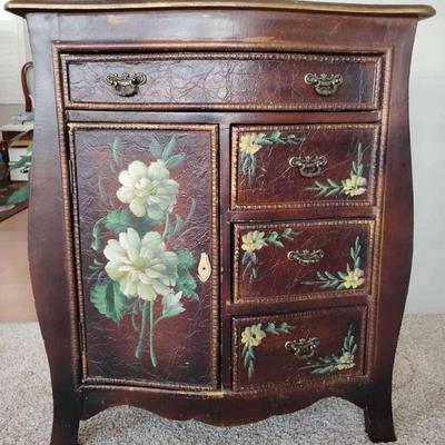 Th050 small storage chest cabinet