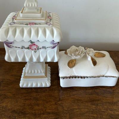 White Floral Pedestal Candy Vanity | Trinket Candy Dish 