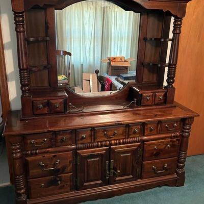 Incredible MCM Seven Piece Bedroom Set 