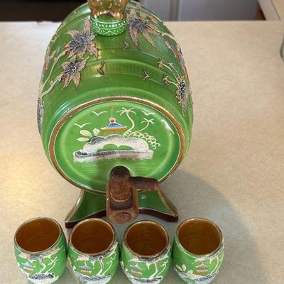 Antique Japanese Moriage Sake Set w Barrel Dispenser & 4 Cups 