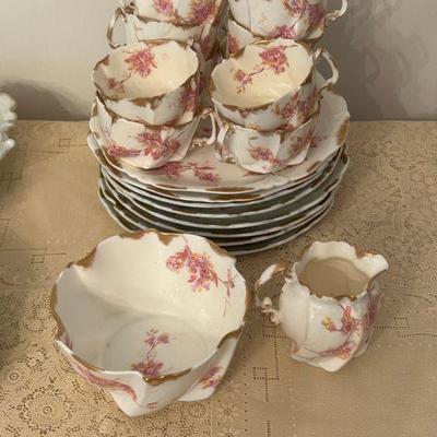 Multiple selections of China, Tea Sets and Serving Dishes 