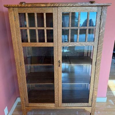Glass-Front Wooden Display Cabinet – Bookshelf w/ Shelves & Doors	