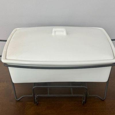 B. Smith Covered Dish & Warming Rack
