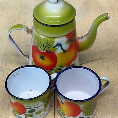 Vintage Hand Painted Enamelware Coffee Pot With (2) Mugs