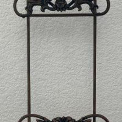 38" Metal 3 Tier Wall Hanging