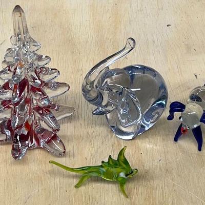 (4) Small Pieces Of Art Glass - Fish, Dog, Elephant, And Tree