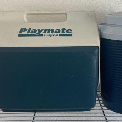 Coleman, Igloo, And Rubbermade Plastic Cooler And Beverage Dispensers 