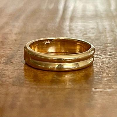 Vintage 14K Yellow Gold Band Size 4.5  - Total Weight 3.15 Grams 