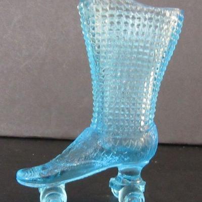 Vintage Degenhart Glass Aqua Roller Skate - 3" x 4"