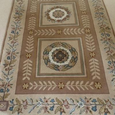 AREA RUG