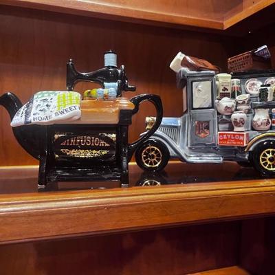 ROYAL ALPERT TEAPOTS