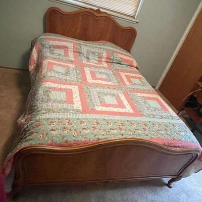 Sweet carved detail bedframe
