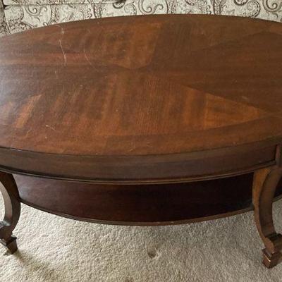 Oval coffee table