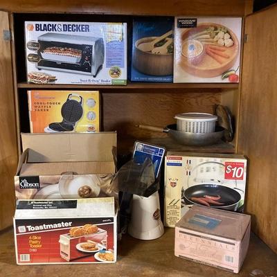 Gibson dishes waffle iron and more