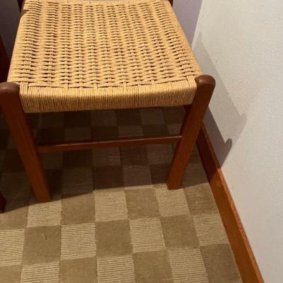 Wicker table