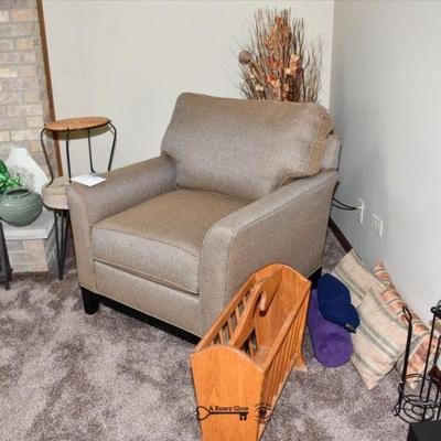 0273 family room