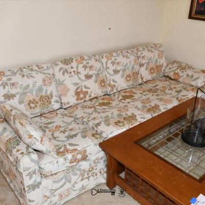 079 living room