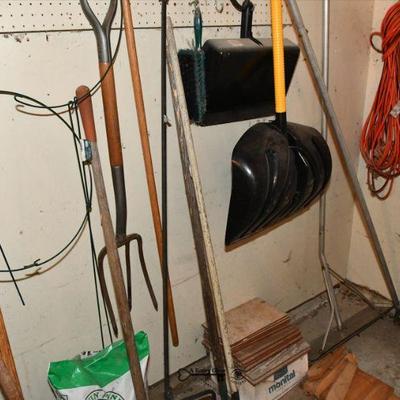 592 garage