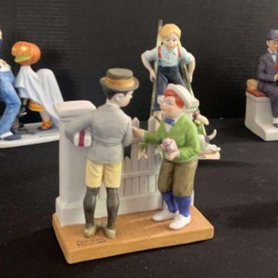 As169 norman rockwell figurines 1