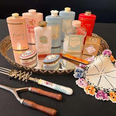 As239 vintage vanity