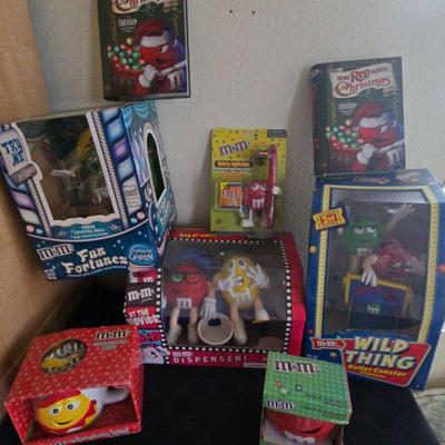 As156 m m figures lot#10
