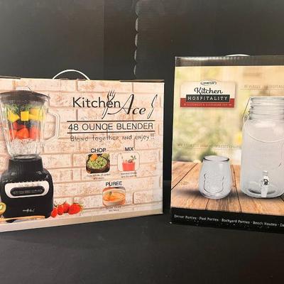 As105 brand new in box blender and drink dispenser