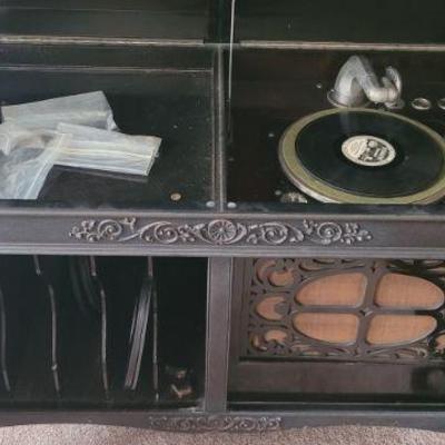 Console phonograph