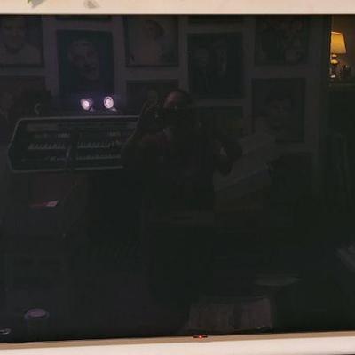 LG 55" SmarTV w/remote
